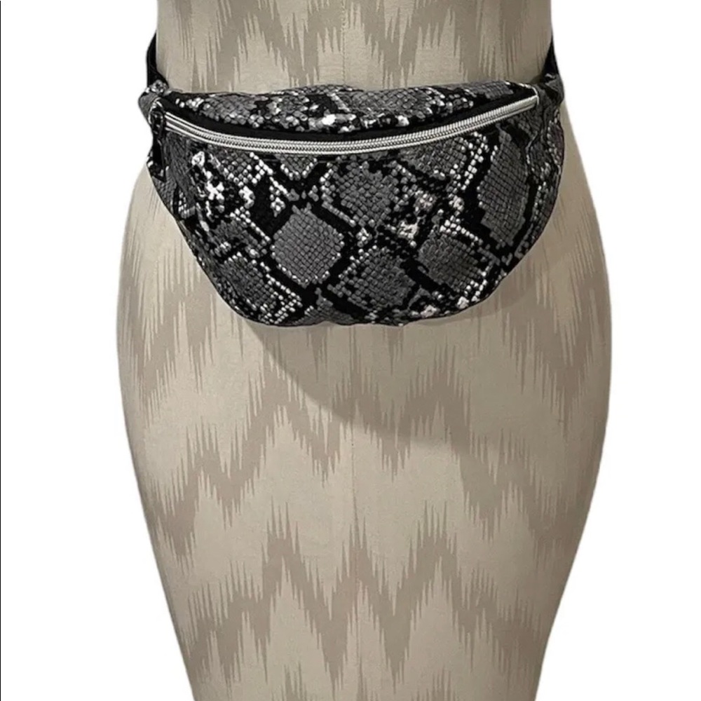 Snake Print Fanny Pack